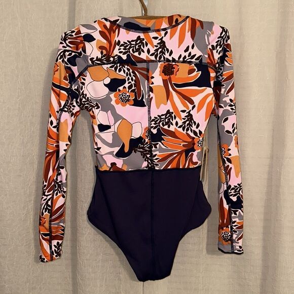 Anthropologie Maaji L Reversible Indigo Front Zip Long Sleeve Rashguard Swimsuit - Picture 13 of 17